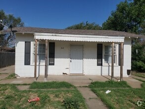 Building Photo - 312 S Kentucky St