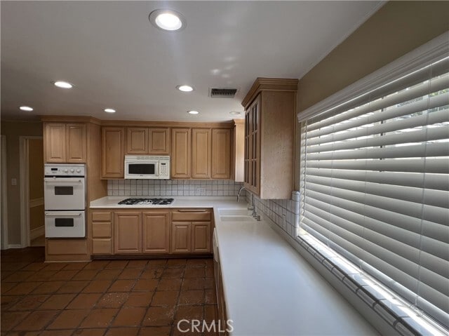 Building Photo - 1601 Rodeo Rd