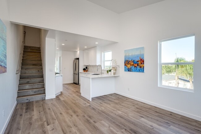 Building Photo - Modern Coastal Living at The Palms