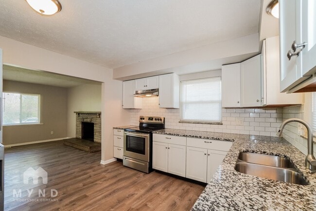 Building Photo - 1017 Smith Rd