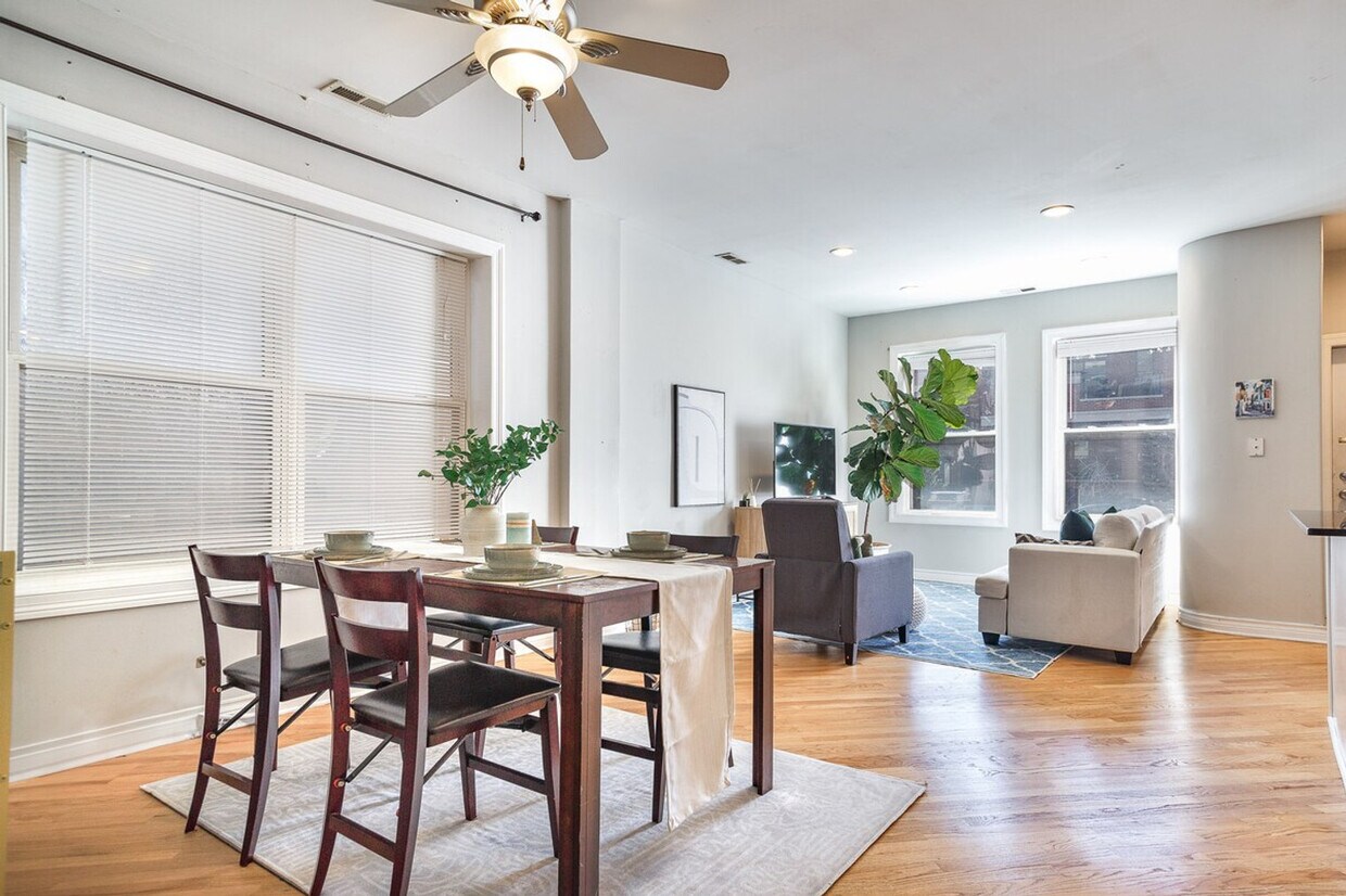 Foto principal - 2238 W Barry Ave