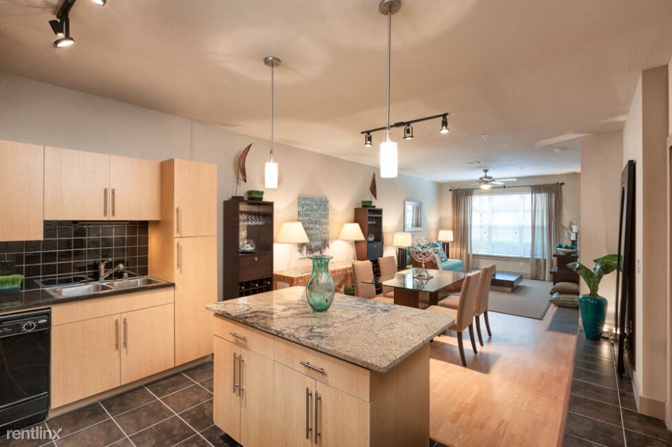 Primary Photo - 1 br, 1 bath Flat - 3411 Richmond Ave