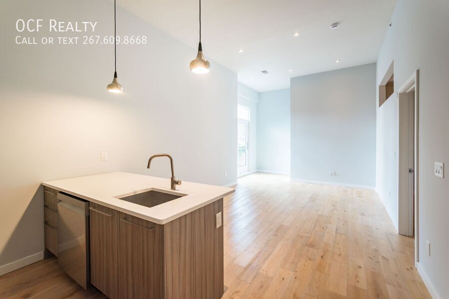 Foto principal - 412 S 13th St