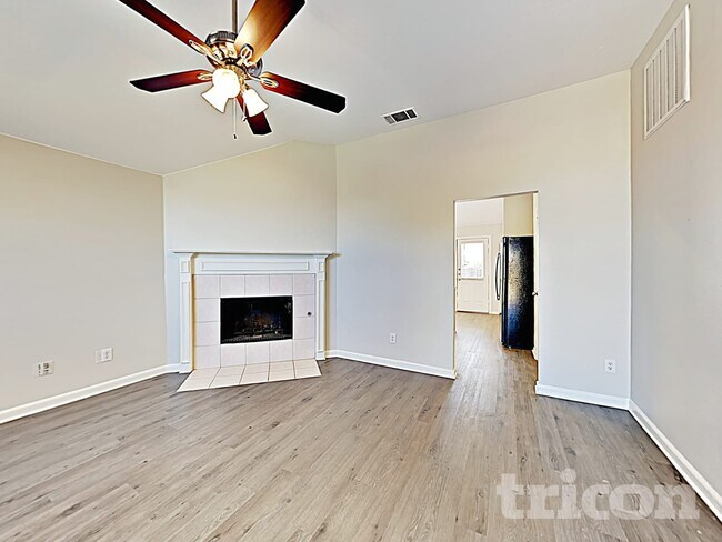 Building Photo - 1024 Kory Dr