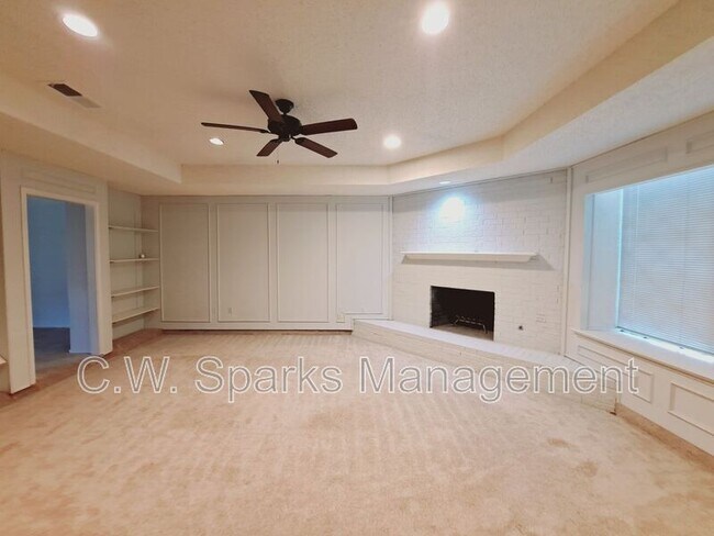 Foto del edificio - 3920 St Christopher Ln