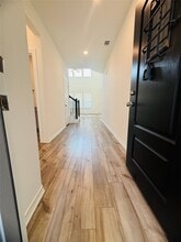 Building Photo - 15826 Dove Holw Dr
