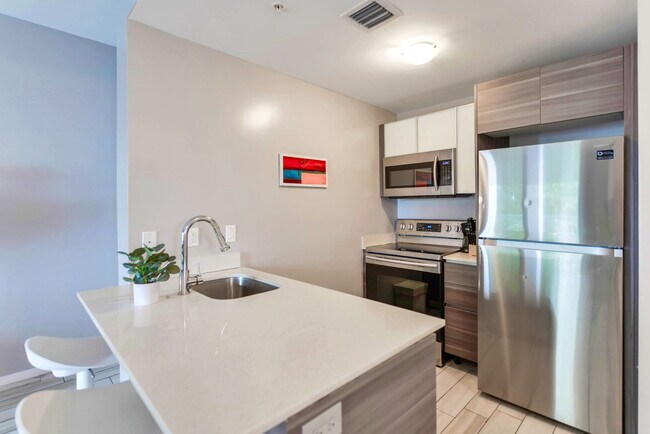 Foto del edificio - 481 NE 29th St