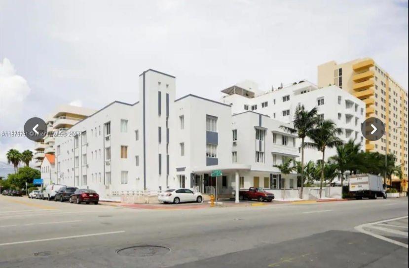 Foto principal - 3700 Collins Ave