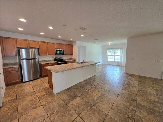 Foto del edificio - 2476 Addison Creek Dr