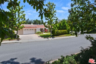Building Photo - 23637 Park Belmonte