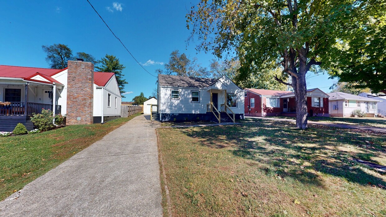 Foto principal - 1307 Cardinal Ave