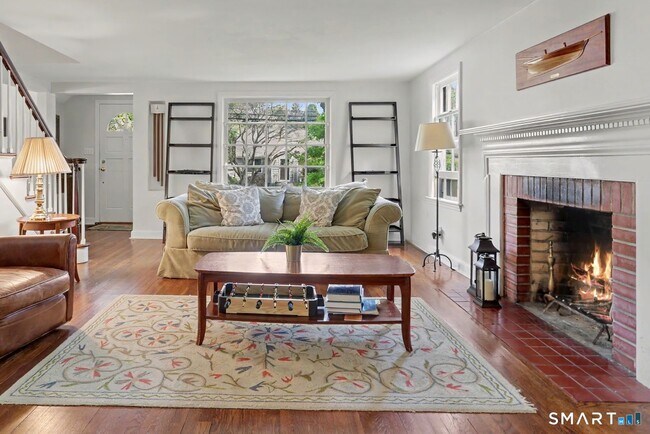 Foto del edificio - 40 Oakwood Dr