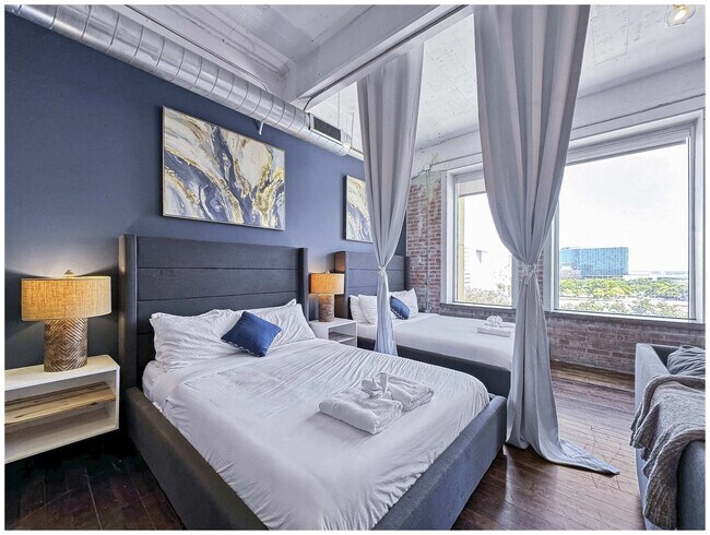 Foto del edificio - 555 Evergreen St