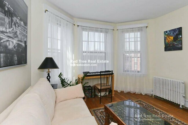 Photo - 72 Strathmore Rd. Unit 11B Apartment