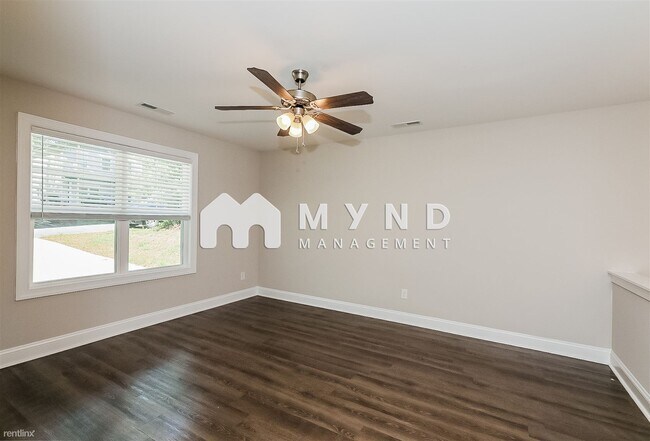 Building Photo - 3 br, 2.5 bath House - 205 James Street