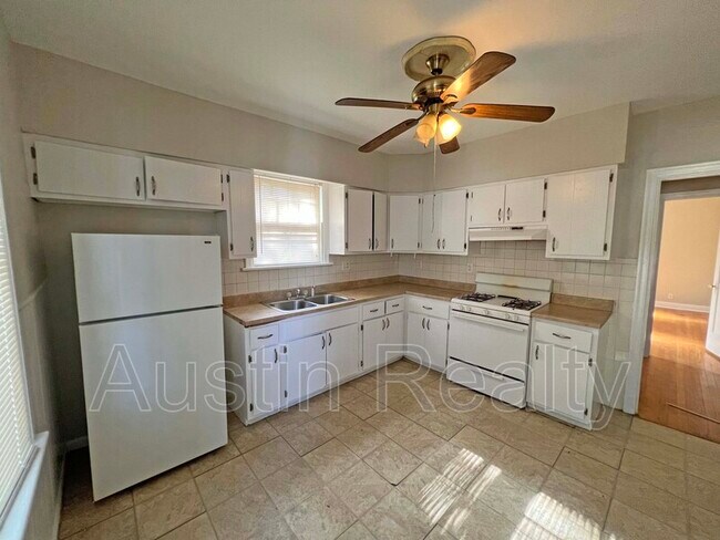 Foto del edificio - 7420 S Grand Ave