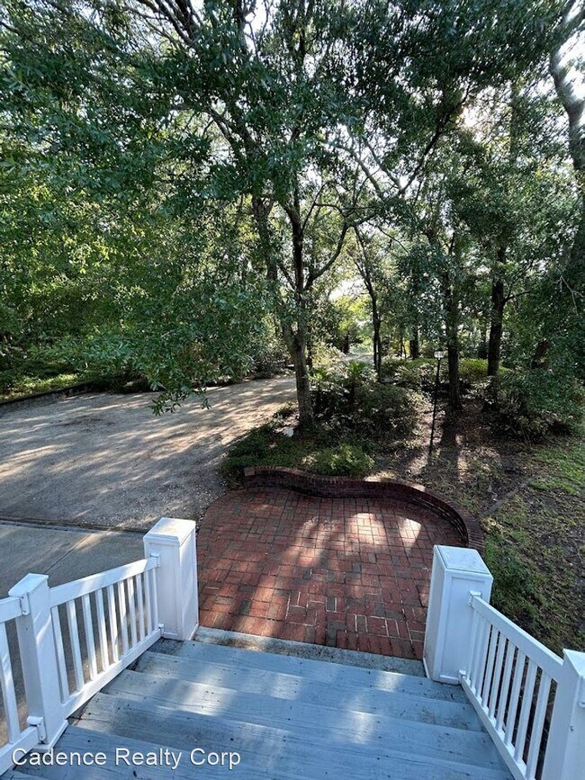 Building Photo - 3 br, 3 bath House - 7848 River Rd