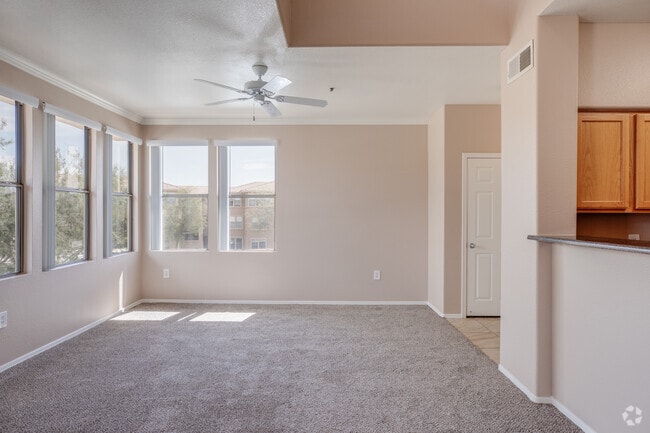 1BR, 1BA - 932SF - EDGE at Grayhawk