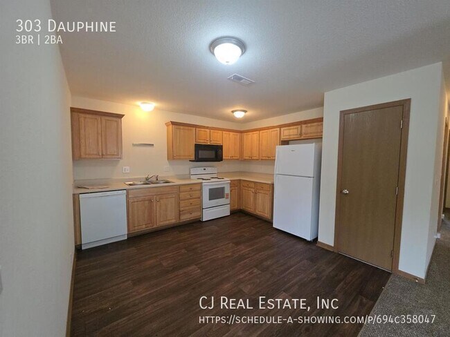 Building Photo - 303 Dauphine-
