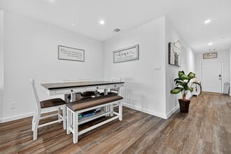 Building Photo - 8730 Shumard Oak Dr Building Photo - 8730 Shumard Oak Dr