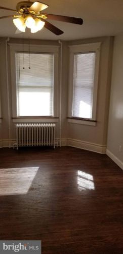 Building Photo - 615 Greene St