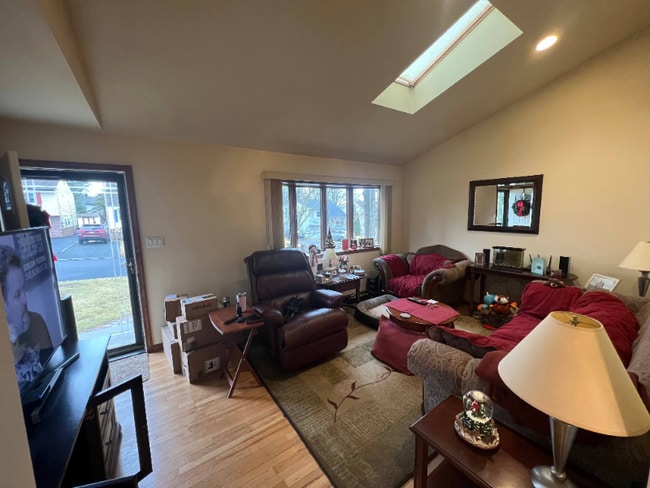 Foto del edificio - 15 Caldwell Rd