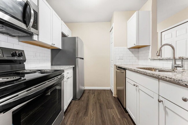 Building Photo - 3670 S John Hix Rd