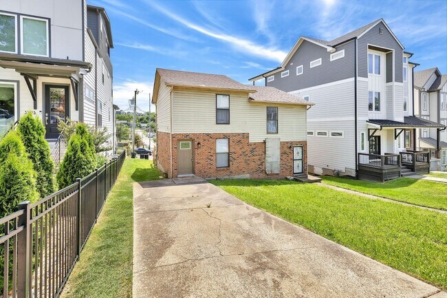 Foto del edificio - 3319A Felicia St