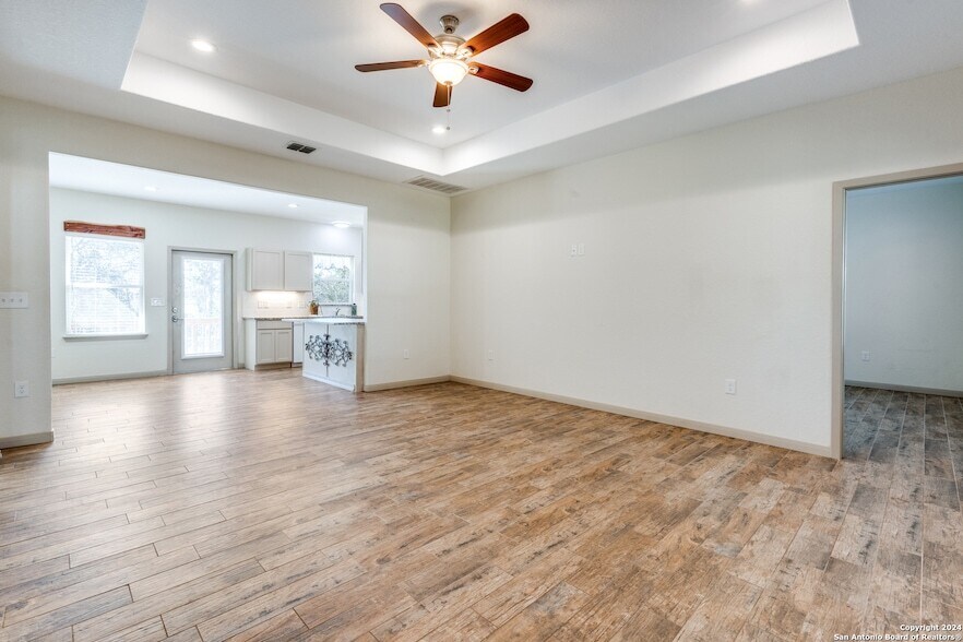 APT-016　ベジット 2336 Hornsby, Spring Branch, TX 78070 | Apartments.com