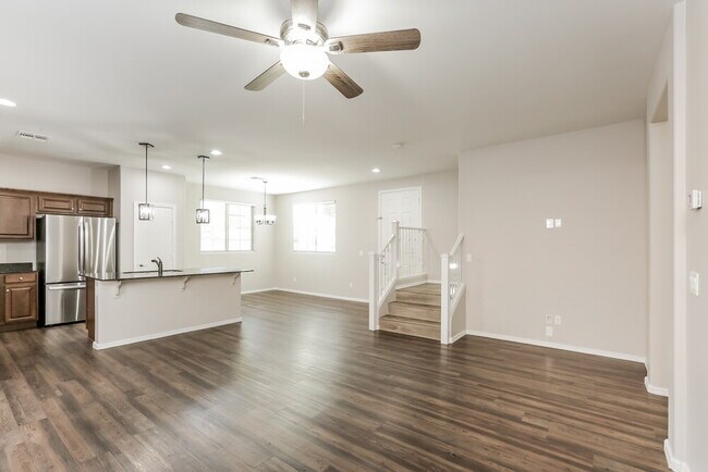 Foto del edificio - 2671 N 73rd Glen