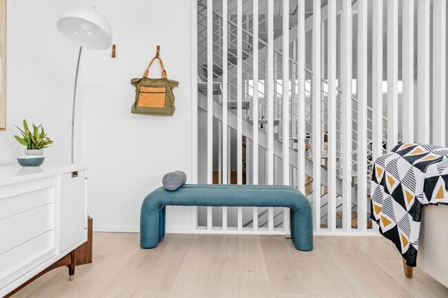 Building Photo - 1821 E 38th Ave