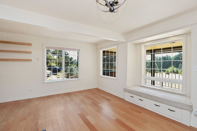 Building Photo - Monroe Four Bedroom on Acreage - Rare Find! $500 Off Move In Costs