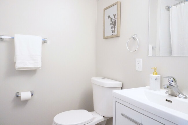 Building Photo - Park Towers