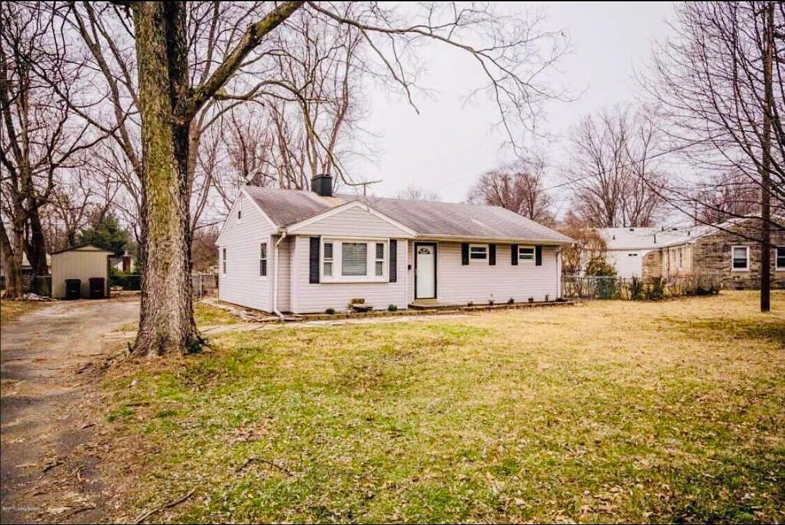 9411 Whipps Mill Rd, Louisville, KY 40242 House Rental in Louisville