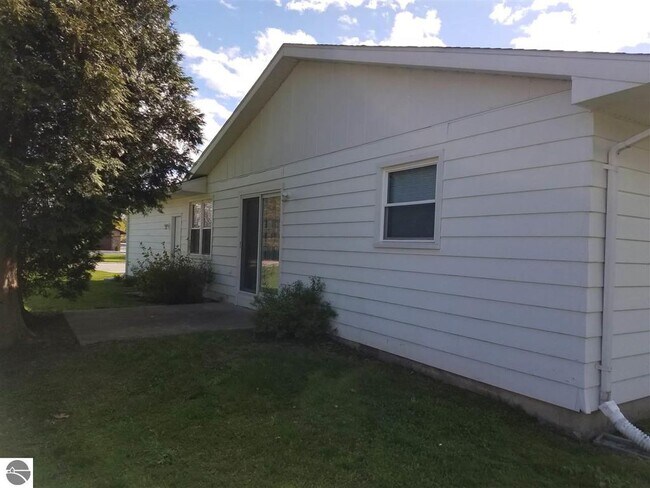 Building Photo - 252 N Frost Dr
