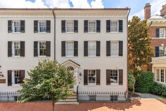 Building Photo - 1305 30th St NW