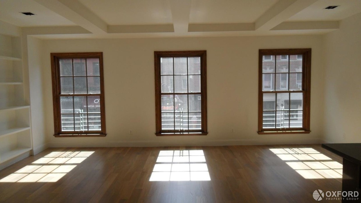 Foto principal - 192 Grand Street
