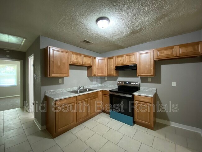 Foto del edificio - 1345 Gill Ave