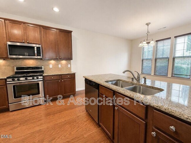 Building Photo - 1429 Kirkwood Hill Way
