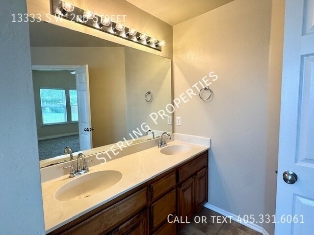 Foto del edificio - 13333 SW 2nd St