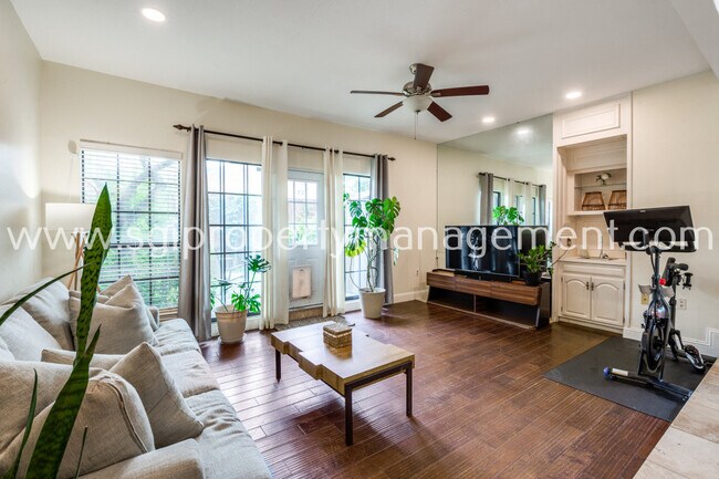 Foto del edificio - 5100 Verde Valley Ln