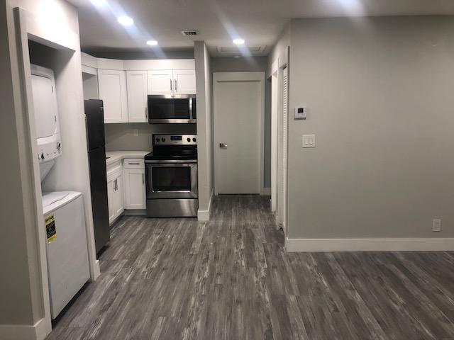 Foto del edificio - 2441 NW 8 Street, Apt. B