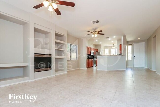 Foto del edificio - 8159 W Joedad Terrace