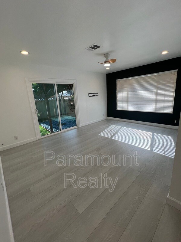 Foto del edificio - 2623 Ascot Way