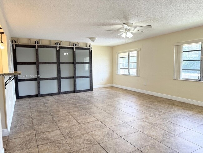 Building Photo - 7711 SW 56th St