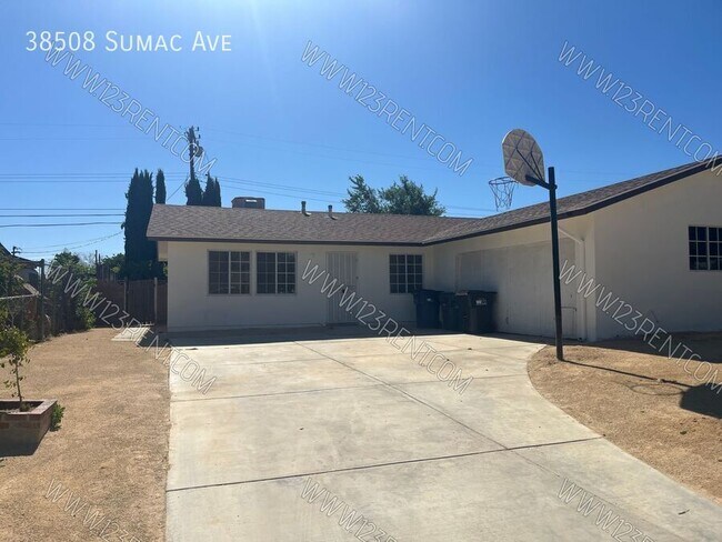 Foto del edificio - 38508 Sumac Ave
