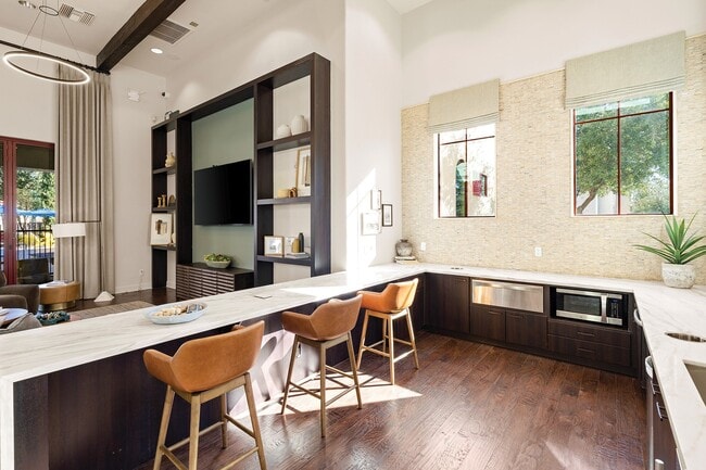 Building Photo - Almeria at Ocotillo