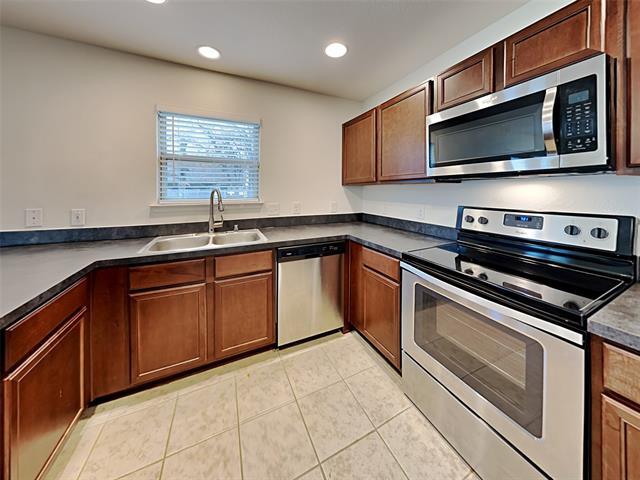 Building Photo - 14625 Briarcrest Dr
