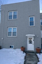 Building Photo - 1407 70th St