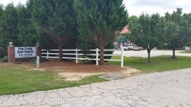 Foto del edificio - 2 br, 2.5 bath Apartment - 282 Apperson Drive